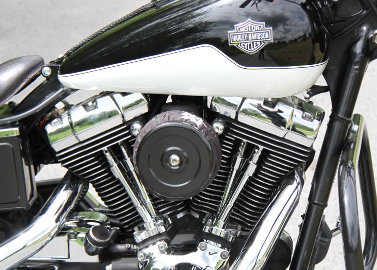 Harley-Davidson Dyna Wide Glide - Al Capone